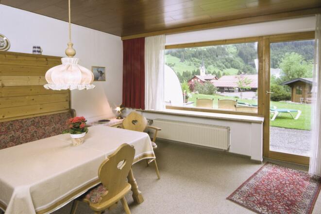 Ferienwohnung Sitzecke & Terasse