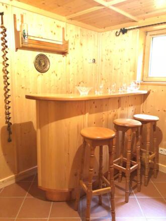 e7cf04e9-1d55-4d20-aa9d-441cc2020dad