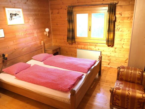 c802dc66-1845-404b-95d5-0a4a403d950f