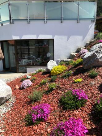 0651a871-a990-48c3-a205-5199f5035054