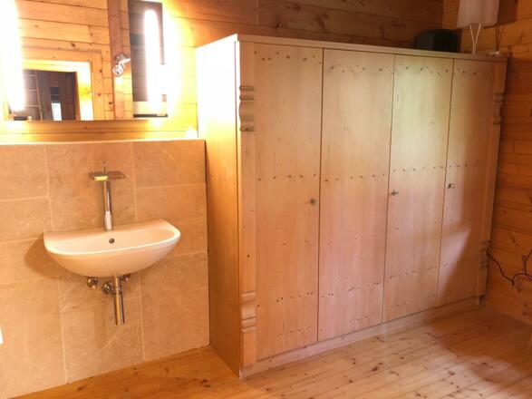 6e52746e-64d6-47fd-88b8-74b14a57fbf3