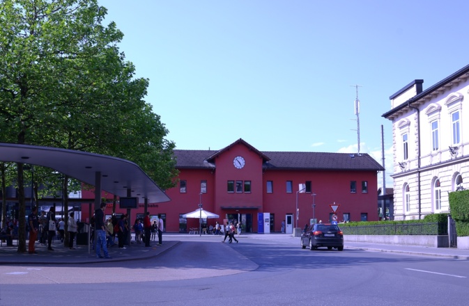 Bahnhof/Train station