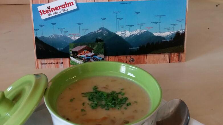 Pfifferling-Suppe - die geheime Spezialität