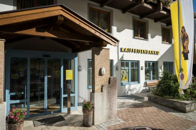 Raiffeisenbank Dienten