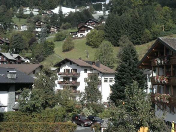 Hausansicht, Sommer
