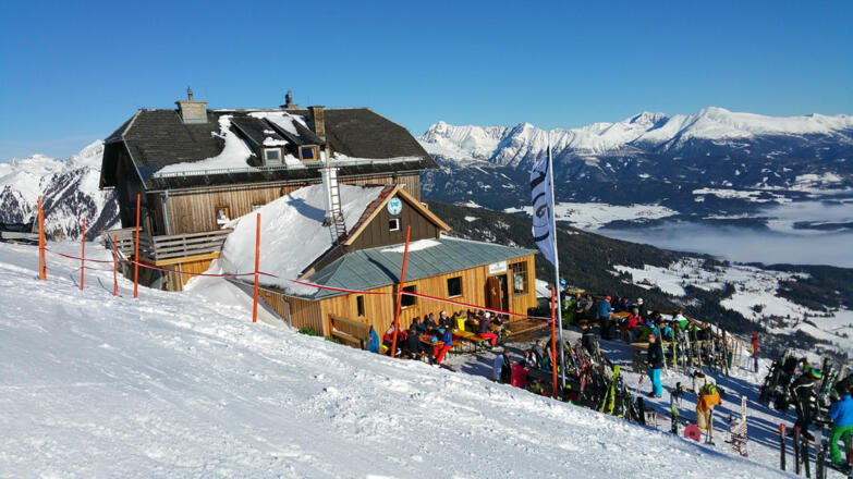 Après-Ski auf der Speiereckhütte im Lungau, direkt neben der Bergstation am Großeck