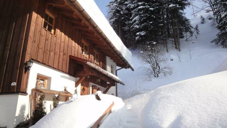 424293_10150681403875289_302191474_n