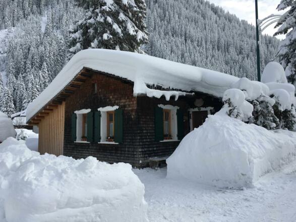 Haus Winteransicht