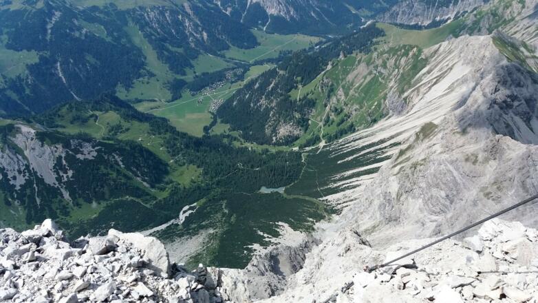 Panüelerkopf: Hirschsee, Nenzinger Himmel.