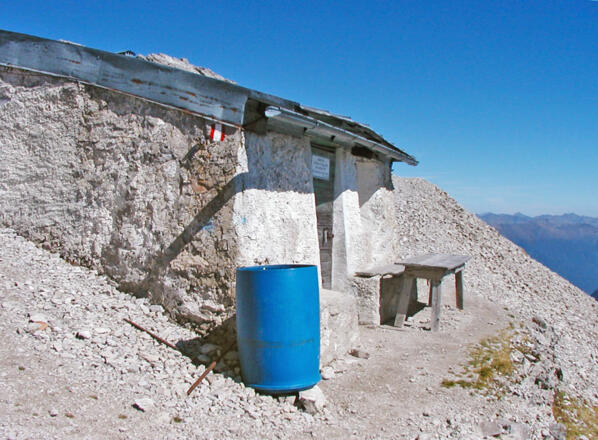 ÖTK-Schutzaus Linderhütte am Spitzkofel in den Lienzer Dolomiten, Osttirol