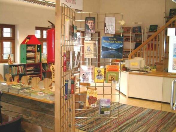 Bücherei Schönberg 1