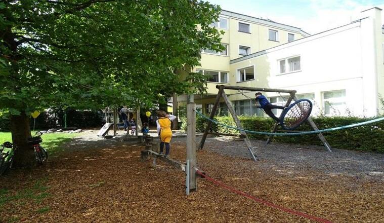 Spielplatz Remise 1
