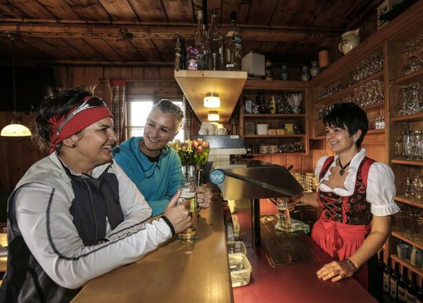 Tulfer Hütte im Winter am Glungezer