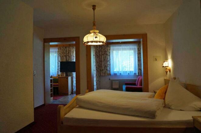 E_Zimmer_1_DSC00902