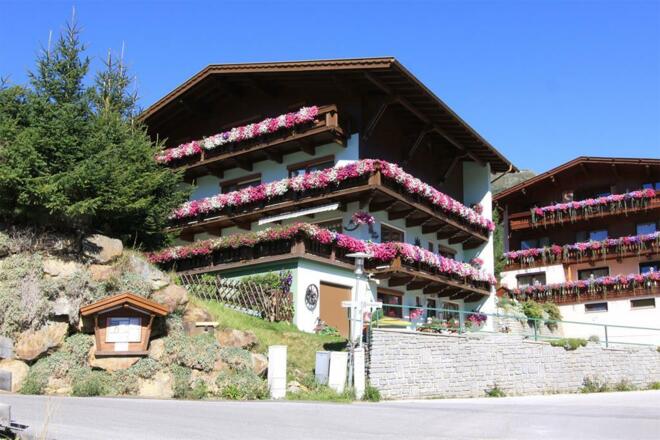 Aussenaufnahme_Sommer