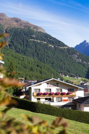 Pension Charly im Sommer