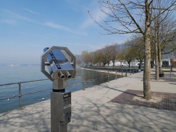 Aussicht auf den Bodensee am Fischersteg in Bregenz