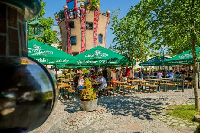Biergarten am Kuchlbauer Turm in Abensberg