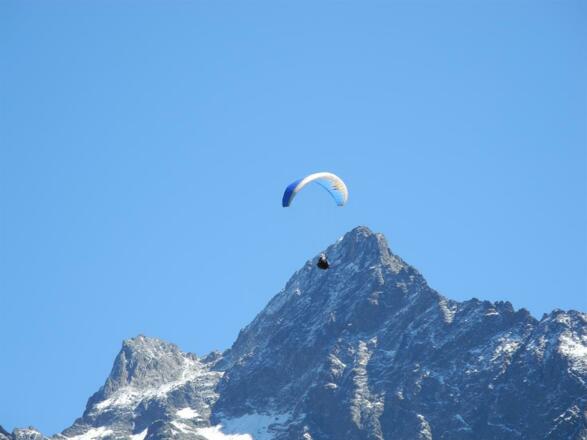 Paragliding