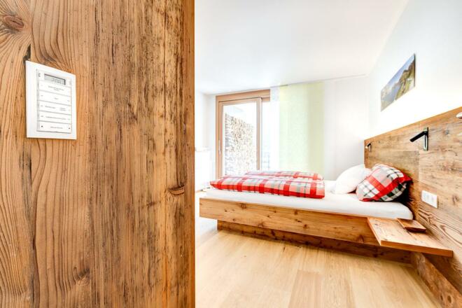 Schlafzimmer 1_012