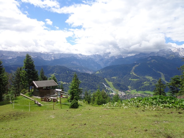 Blick von der Mittelstation am Wank