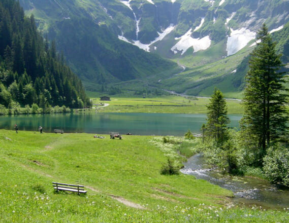 Der malerische Hintersee