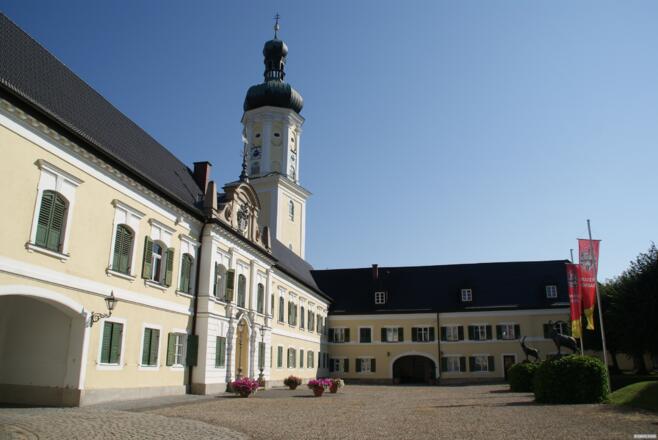 Schloss Kühbach