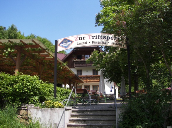 Zur Triftsperre