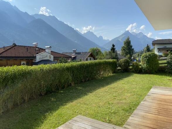 AAC2DBF2-FDB2-4927-8D21-3C61758FED96