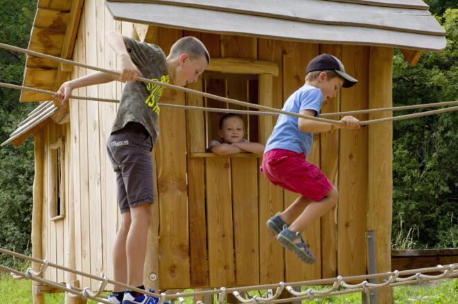 Abentuerspielplatz (A. F. Endress)