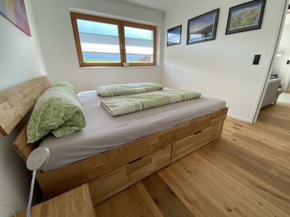 442240B0-F9EC-43A7-A61B-9D2D20FCF443