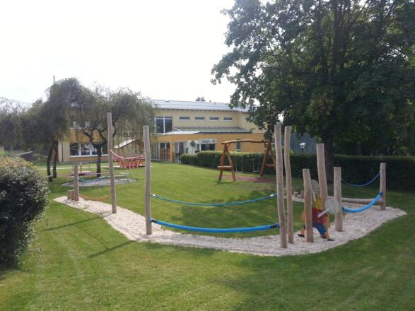 Spielplatz der Volksschule Neustift i.M.