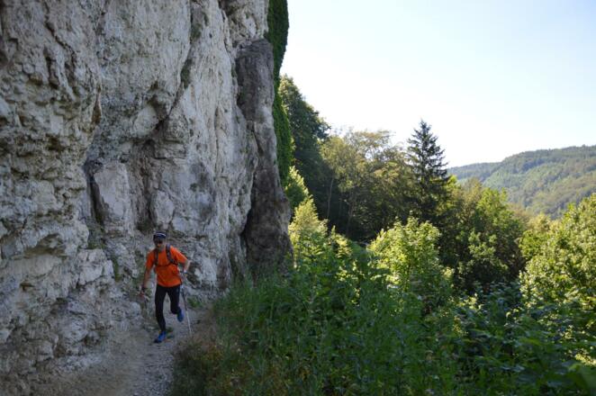 FS-Trailissimo ~ schmale Pfade in,an,durch Felsen in der Fränkischen Schweiz