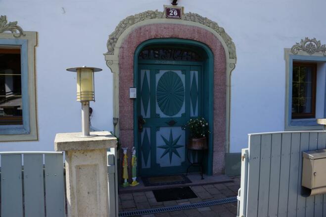 Hörtnaglhof, Eingangsbereich