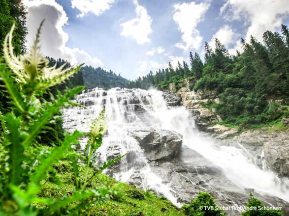Kraftplatz Grawa Wasserfall im Stubaital
