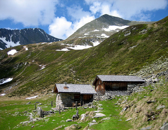 Hintere Seebach Alm vor dem Seebachsee