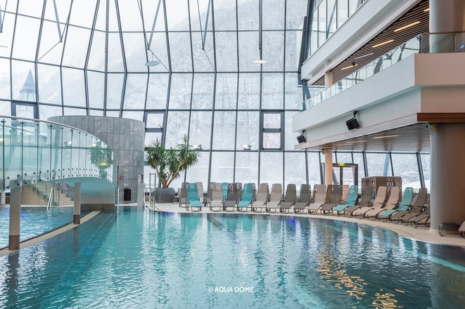 Aqua Dom Indoor Badebereich