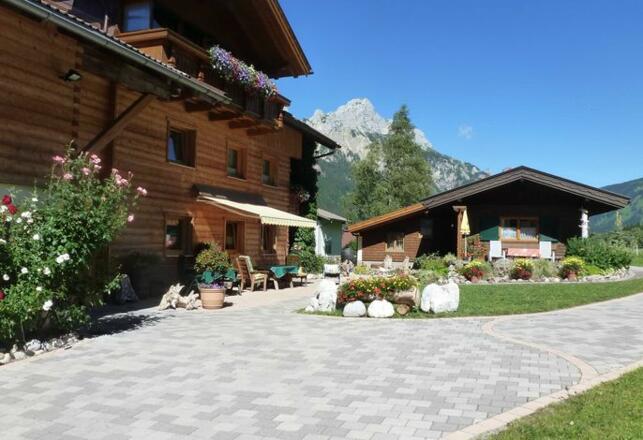 Landhaus Maurer im Almdorf Tirol am Haldensee