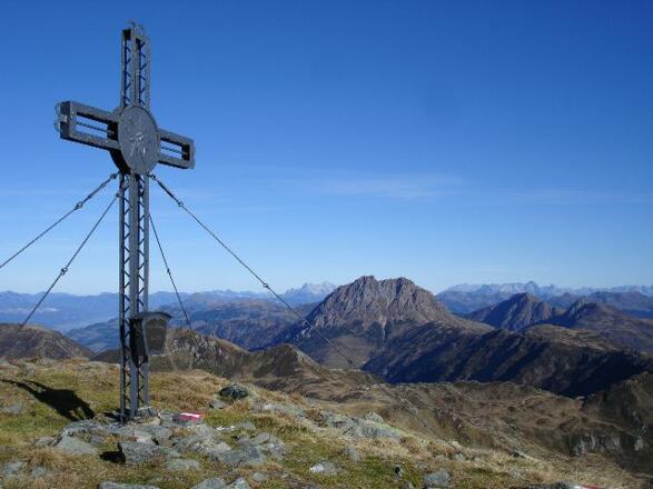 Gipfelkreuz Steinkogel 2.299 m
