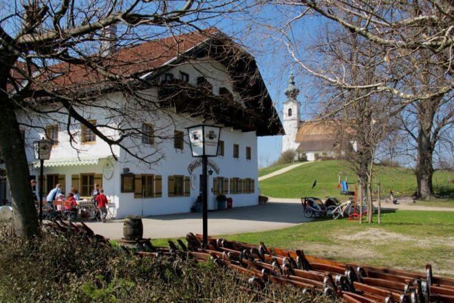 Gasthof und Kirche Johannishögl