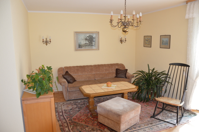 FeWo-Wiesentweg, Fam. Stein - Sofa-Couch, Sitz- und Fernsehecke