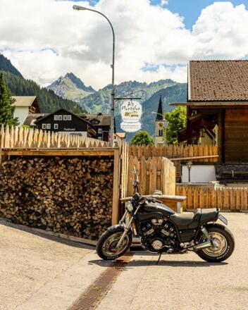 Alt Montafon mit Blick auf Vallüla im Sommer