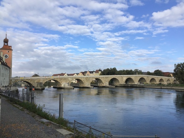 Schleifenroute - Regensburg Steinerne Brücke