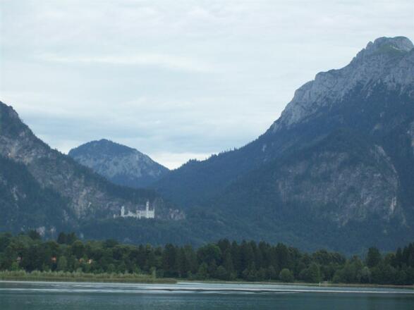 Blick auf Neuschwanstein vom Forggensee 100_2280