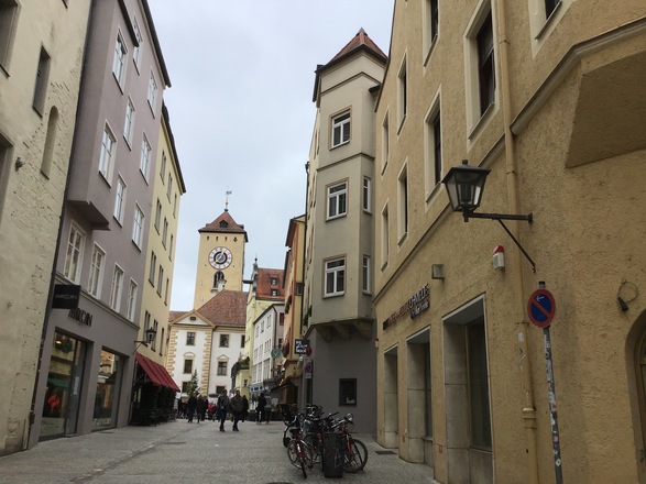 Schleifenroute - Regensburg Altstadt mit Rathausturm