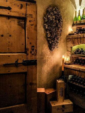 AdlerHotelPalmaWeinkellerBacchus