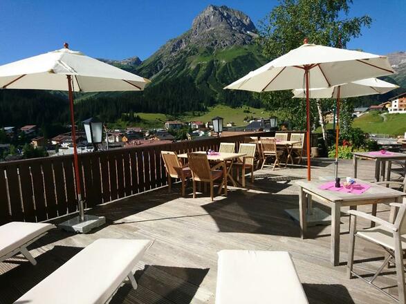 Sommerterrasse Hotel Angela