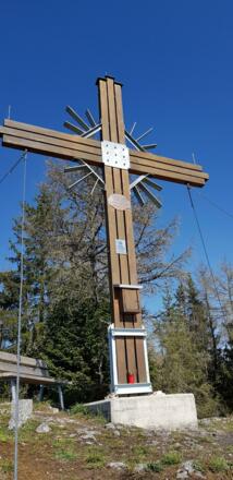 Gipfelkreuz am Pletzachkogel