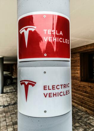 AdlerHotelPalmaElektroTankstelle