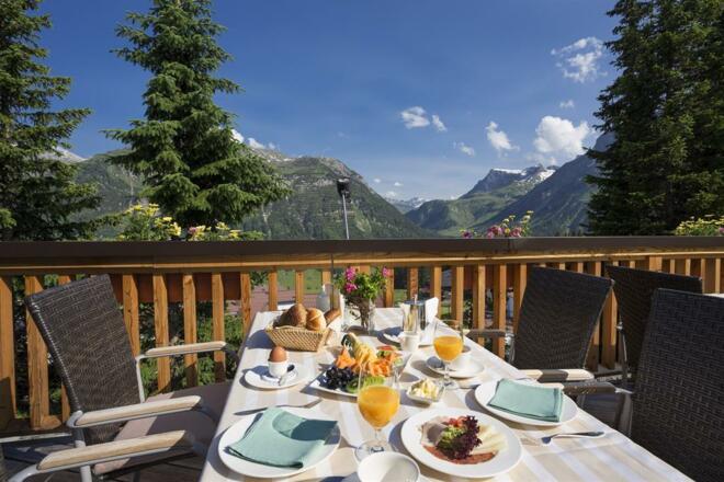 Frühstück auf der Terrasse